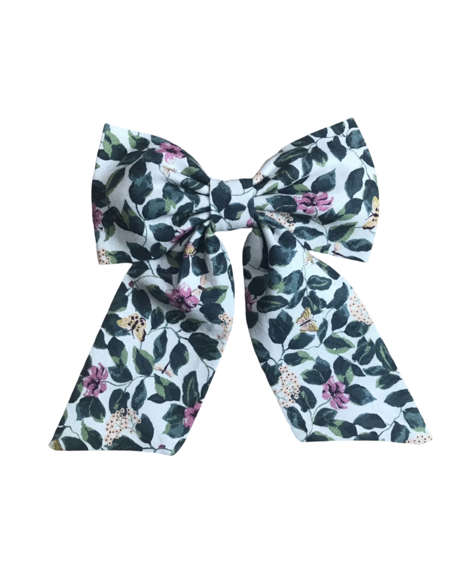 Pretty Women's Bows in Green Garden