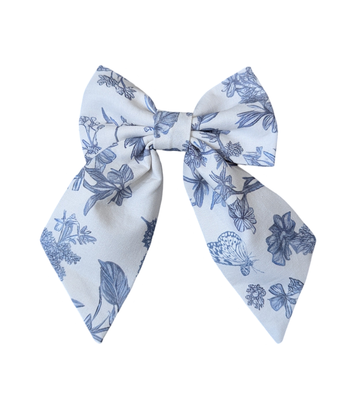 Pretty Girls' Bows in Blue Toile Butterfly