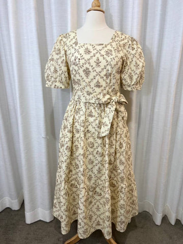 C15: Versa Cotton Dress with Nursing Zippers in Vintage Brown Toile (Bust=35) (Final Sale)