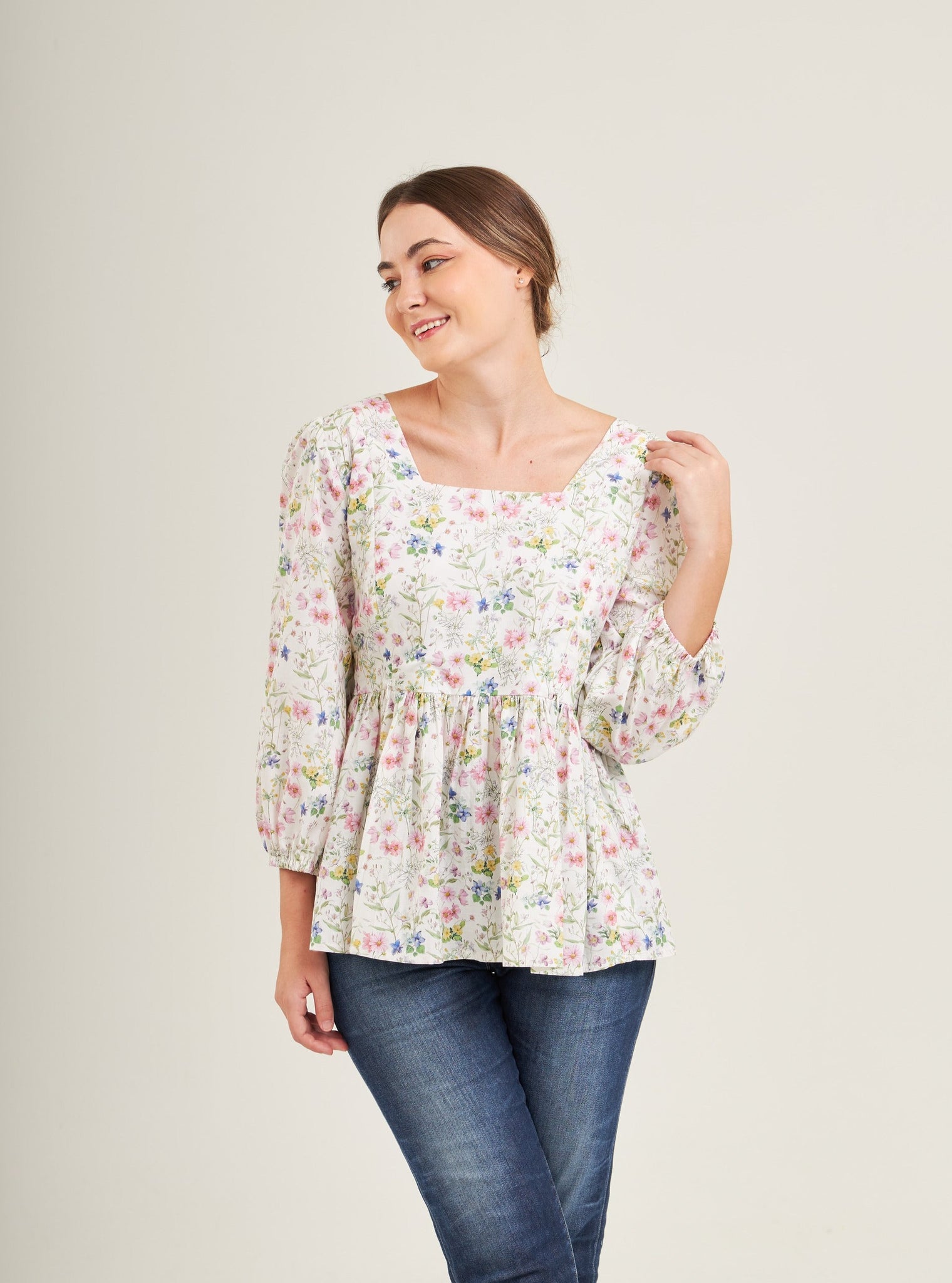 Muay Cotton Linen Top with Nursing Zippers in Sweet Wildflowers