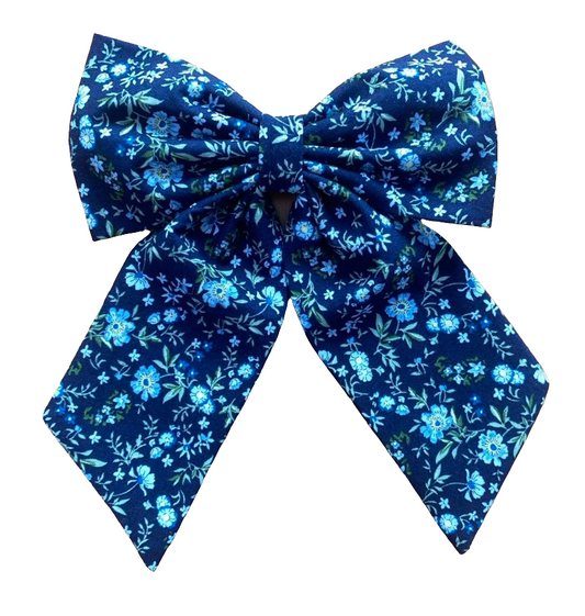 Pretty Women's Bow in Navy Floral